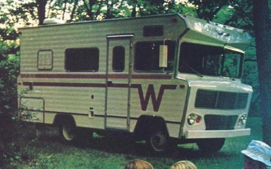Winnebago Brave '1974